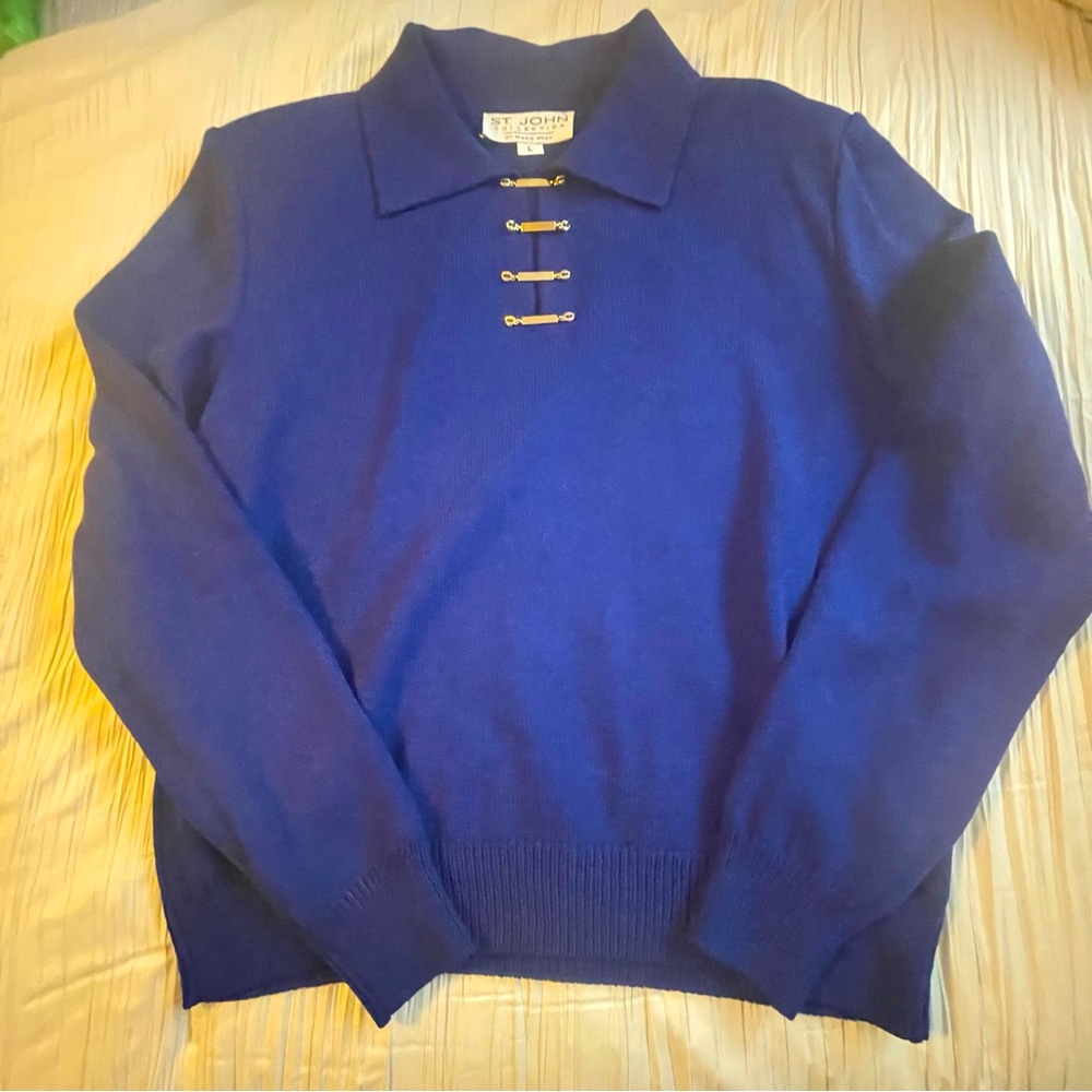 St. John Collection blue collared sweater long‎ sleeve gold trim, large vintage